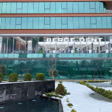 Slider image (2) Bergedent Esthetic Dentistry and Implantology